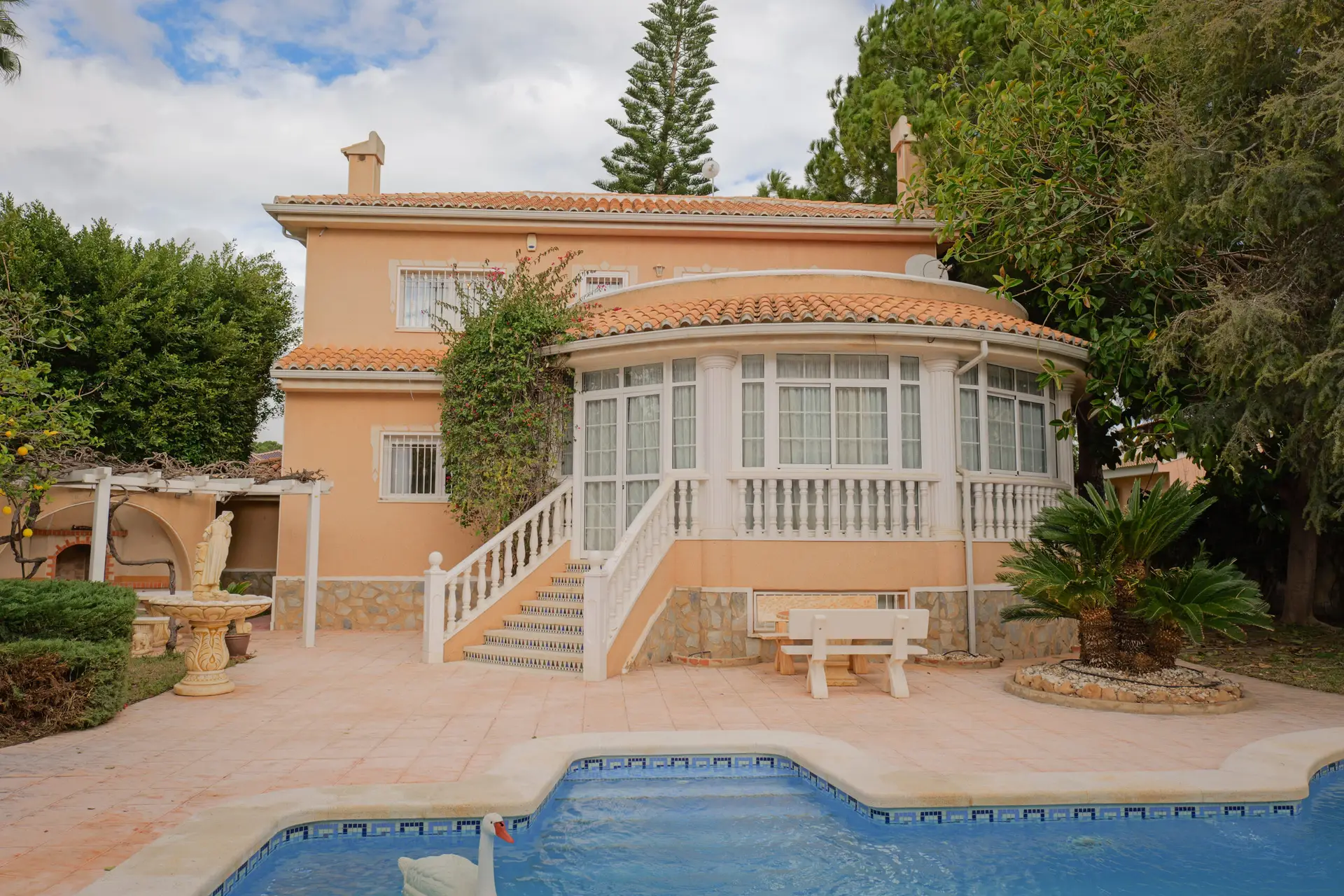 Villa Golden Serenity - Exterior